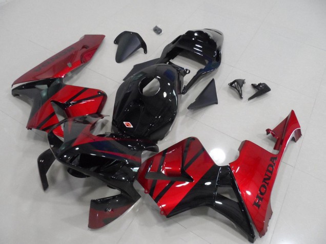 Honda CBR 600 RR 03-04 Verkleidungen - Schwarz Candy Rot Fabrik Honda CBR 600 RR 03-04 Verkleidungen - Schwarz Candy Rot Fabrik