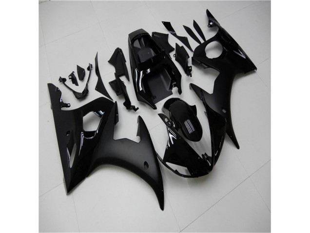 Yamaha R6 03-05 Verkleidungen - Matt schwarz Glänzend Fabrik Yamaha R6 03-05 Verkleidungen - Matt schwarz Glänzend Fabrik