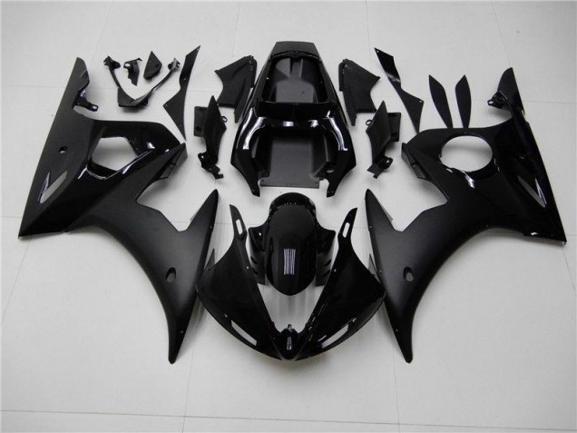 Yamaha R6 03-05 Verkleidungen - Matt schwarz Glänzend Fabrik Yamaha R6 03-05 Verkleidungen - Matt schwarz Glänzend Fabrik