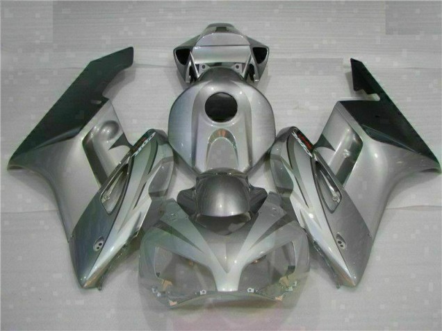 Honda CBR 1000 RR 04-05 Verkleidungen - Silber Fabrik Honda CBR 1000 RR 04-05 Verkleidungen - Silber Fabrik