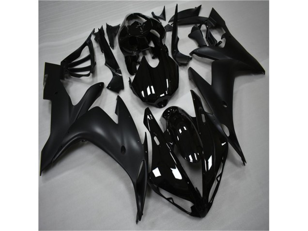 Yamaha R1 04-06 Verkleidungen - Matt schwarz Glänzend Fabrik Yamaha R1 04-06 Verkleidungen - Matt schwarz Glänzend Fabrik