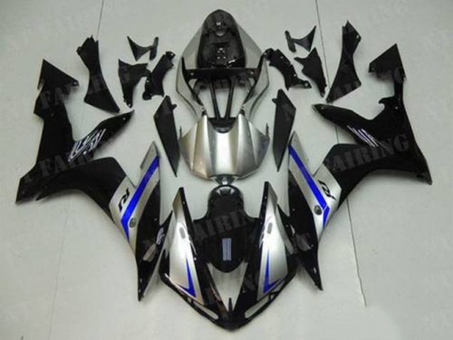 Yamaha R1 04-06 Verkleidungen - Blau Schwarz Silber Fabrik Yamaha R1 04-06 Verkleidungen - Blau Schwarz Silber Fabrik