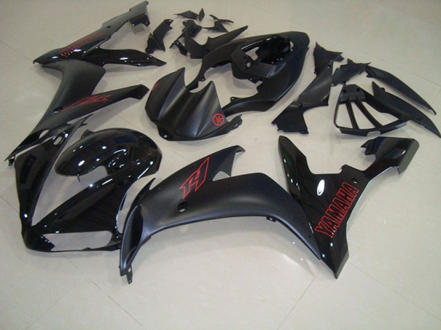 Yamaha R1 04-06 Verkleidungen - Matt Schwarz Rot Fabrik Yamaha R1 04-06 Verkleidungen - Matt Schwarz Rot Fabrik