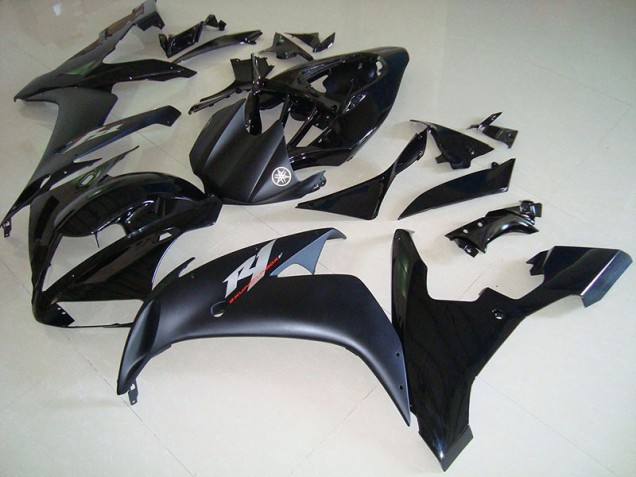 Yamaha R1 04-06 Verkleidungen - Glänzend Schwarz Fabrik Yamaha R1 04-06 Verkleidungen - Glänzend Schwarz Fabrik