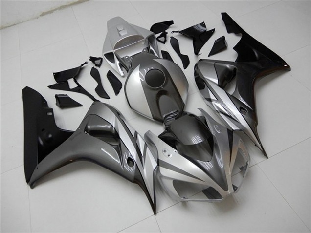 Honda CBR 1000 RR 06-07 Verkleidungen - Schwarz Silber Grau Fabrik Honda CBR 1000 RR 06-07 Verkleidungen - Schwarz Silber Grau Fabrik