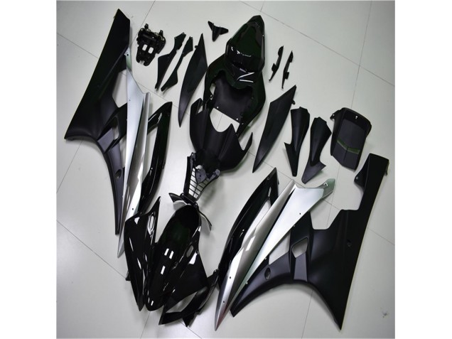 Yamaha R6 06-07 Verkleidung - Silber Schwarz Fabrik Yamaha R6 06-07 Verkleidung - Silber Schwarz Fabrik