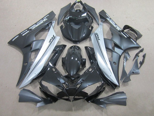 Yamaha R6 06-07 Verkleidungen - Silber Schwarz Fabrik Yamaha R6 06-07 Verkleidungen - Silber Schwarz Fabrik